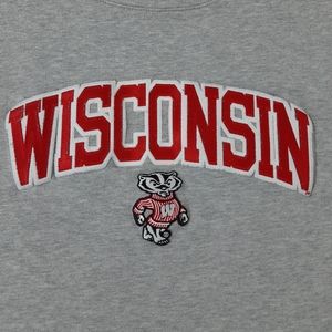 Jansport Sweaters - Jansport Wisconsin Badgers Crewneck Sweater Size:M Jansport Sweaters - Jansport Wisconsin Badgers Crewneck Sweater Size:M